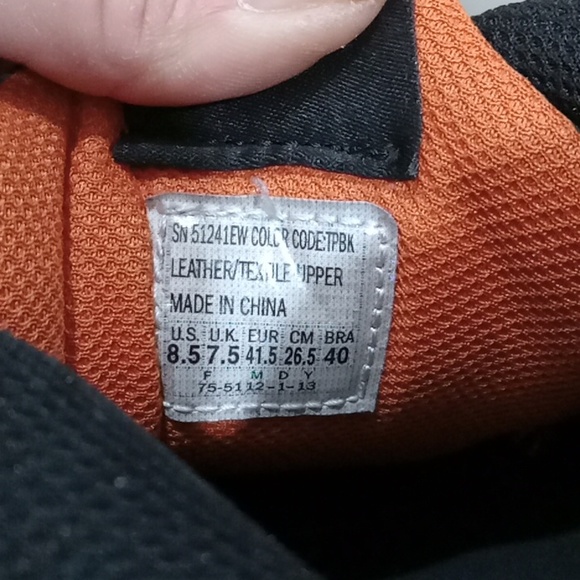 Sketches Sneakers - Picture 4 of 5